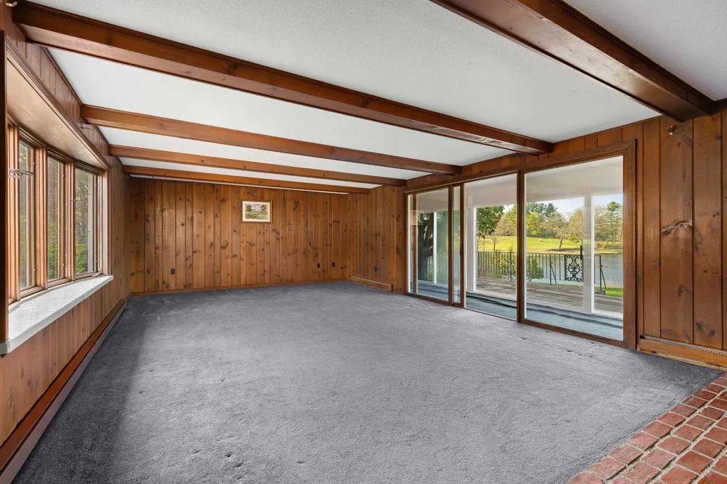 26 Mathes Cove Road Durham NH 03824