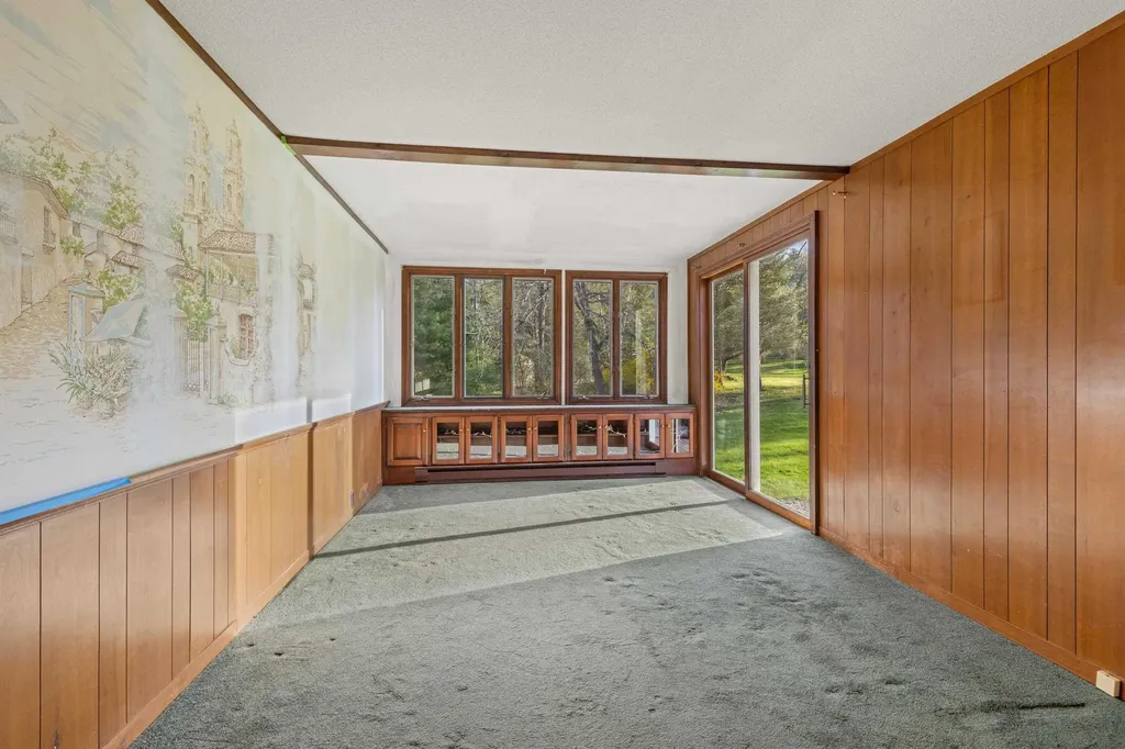 26 Mathes Cove Road Durham NH 03824