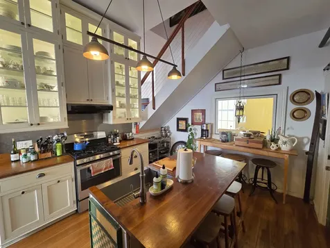 13 Kimball Hill Putney VT 05346