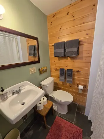 13 Kimball Hill Putney VT 05346