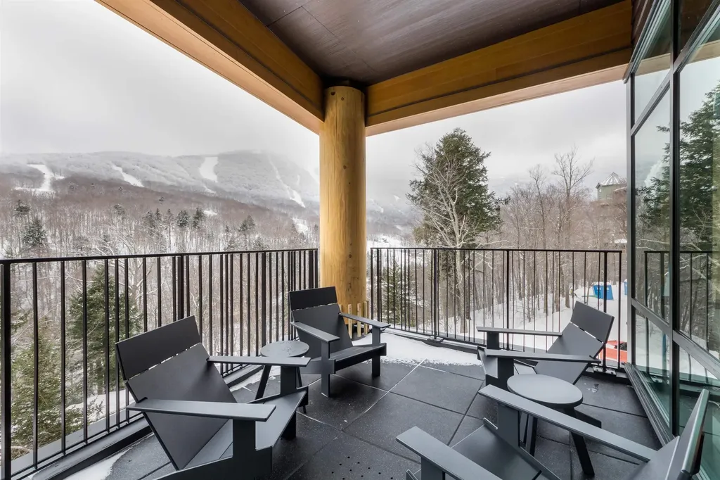 69 Hourglass Drive Stowe VT 05672
