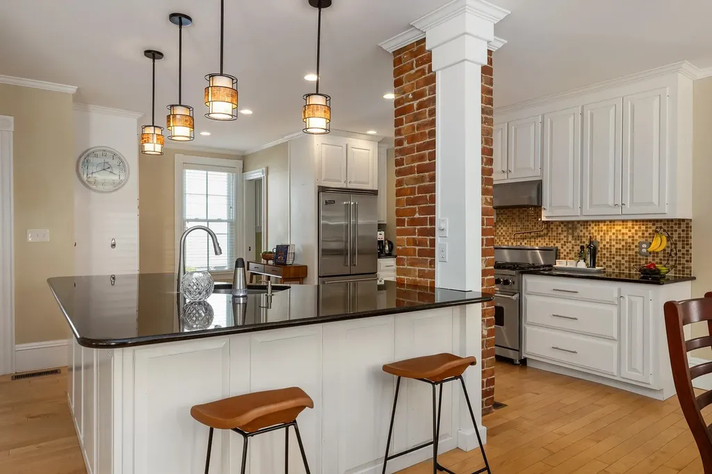 6 Gill Street Exeter NH 03833