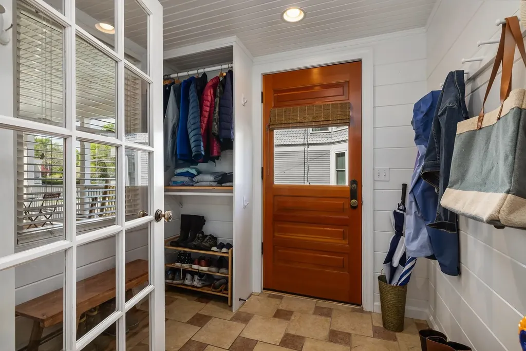 6 Gill Street Exeter NH 03833