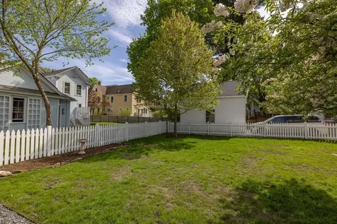 6 Gill Street Exeter NH 03833