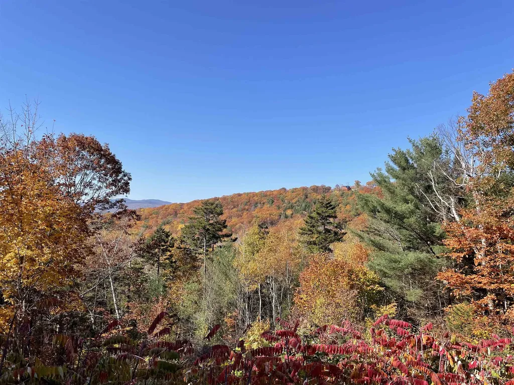 34 Weetamoo Trail Campton NH 03223