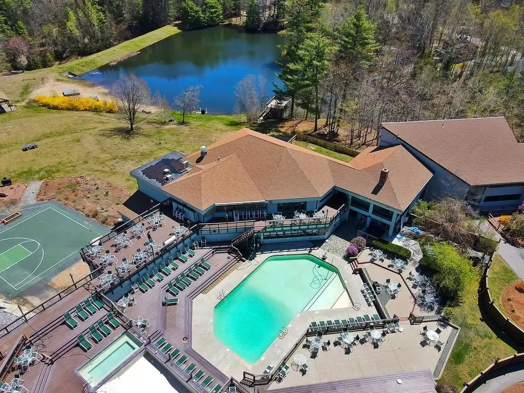 34 Weetamoo Trail Campton NH 03223