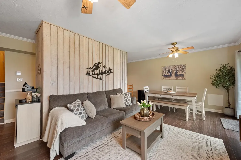 34 Weetamoo Trail Campton NH 03223