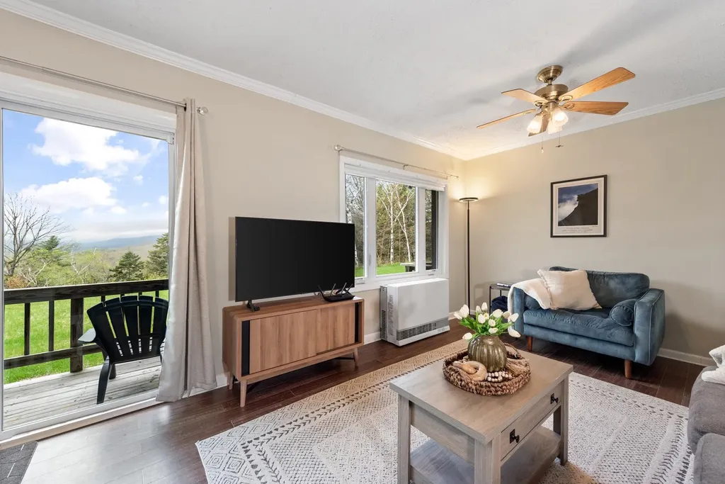 34 Weetamoo Trail Campton NH 03223