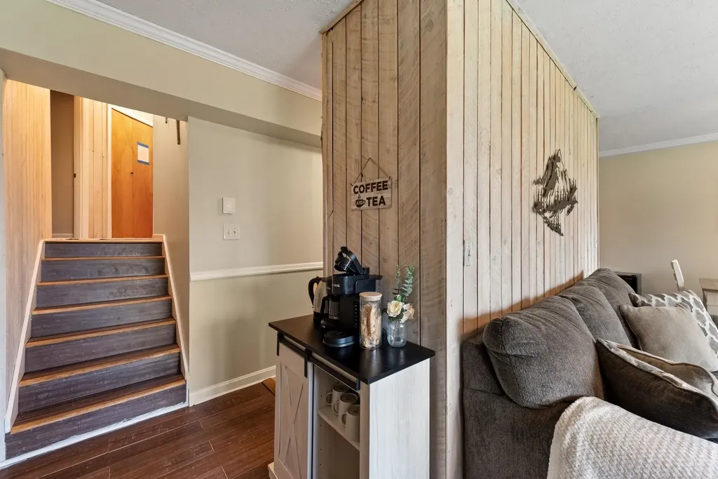 34 Weetamoo Trail Campton NH 03223