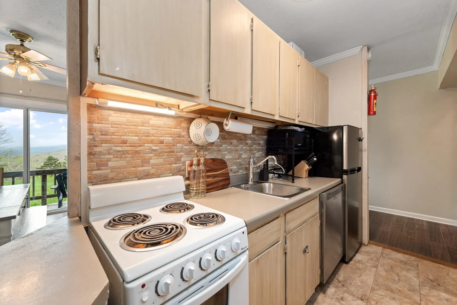 34 Weetamoo Trail Campton NH 03223