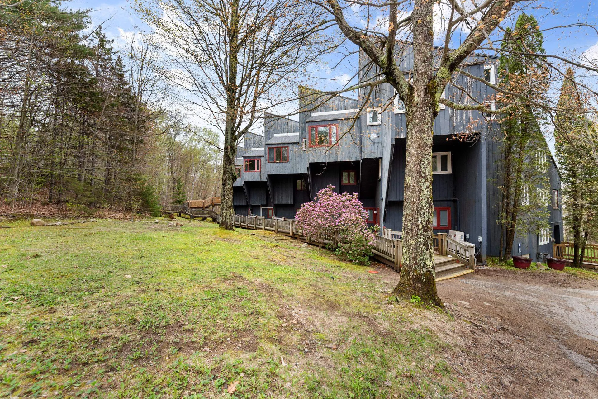 34 Weetamoo Trail Campton NH 03223