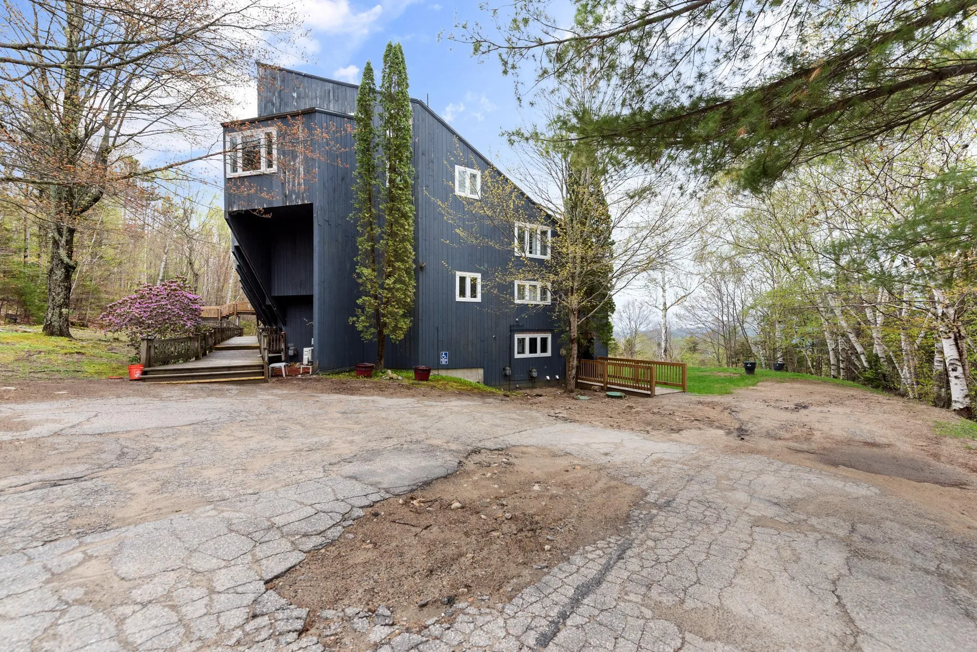 34 Weetamoo Trail Campton NH 03223