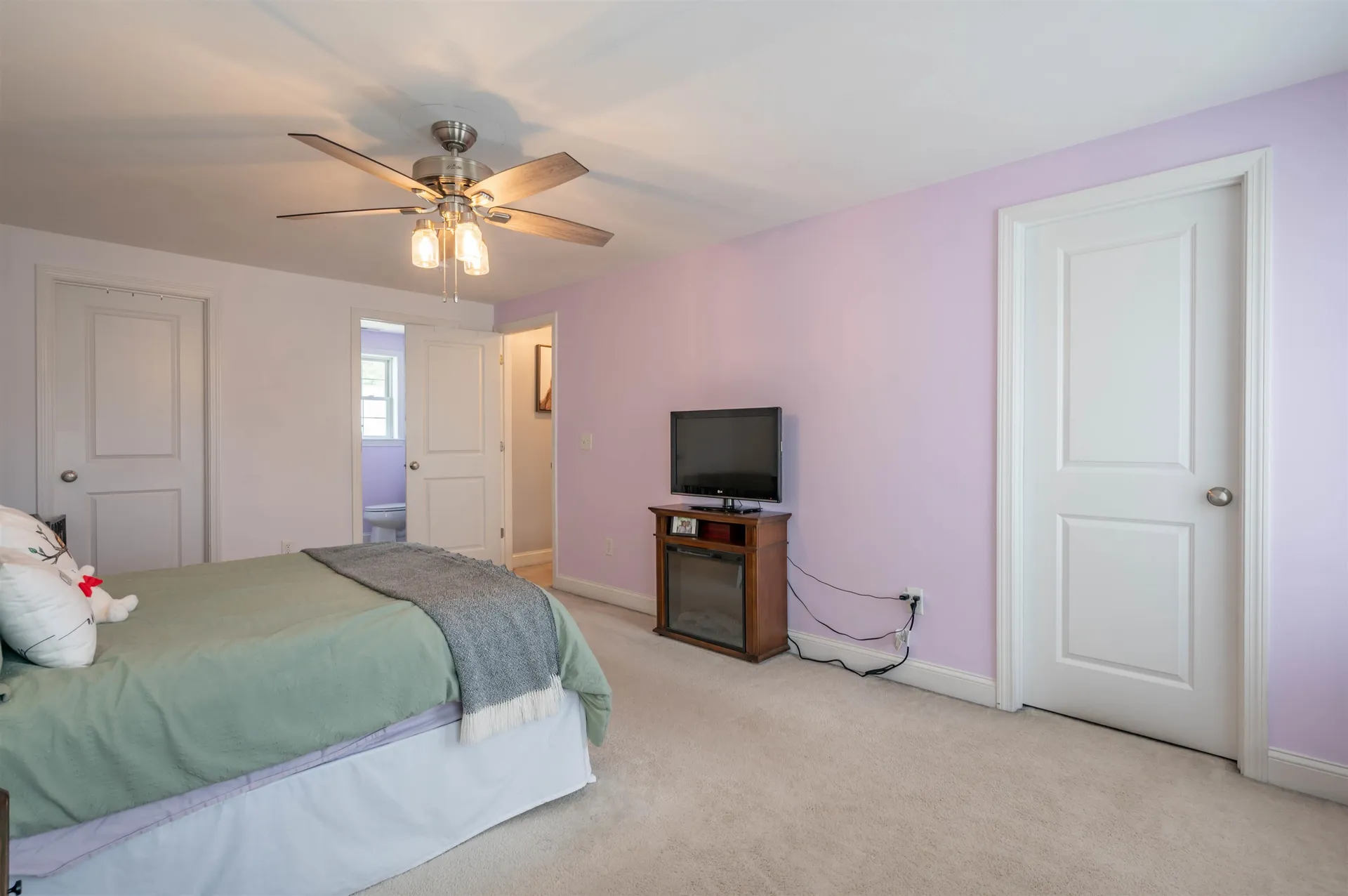 14 Amy Way Concord NH 03303