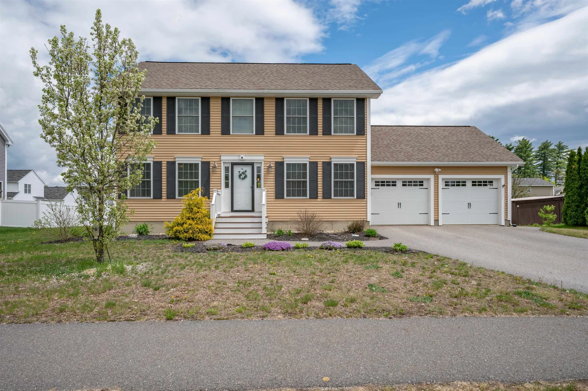 14 Amy Way Concord NH 03303