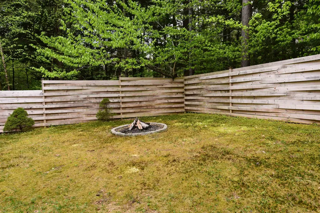 108 Brenner Drive Conway NH 03818