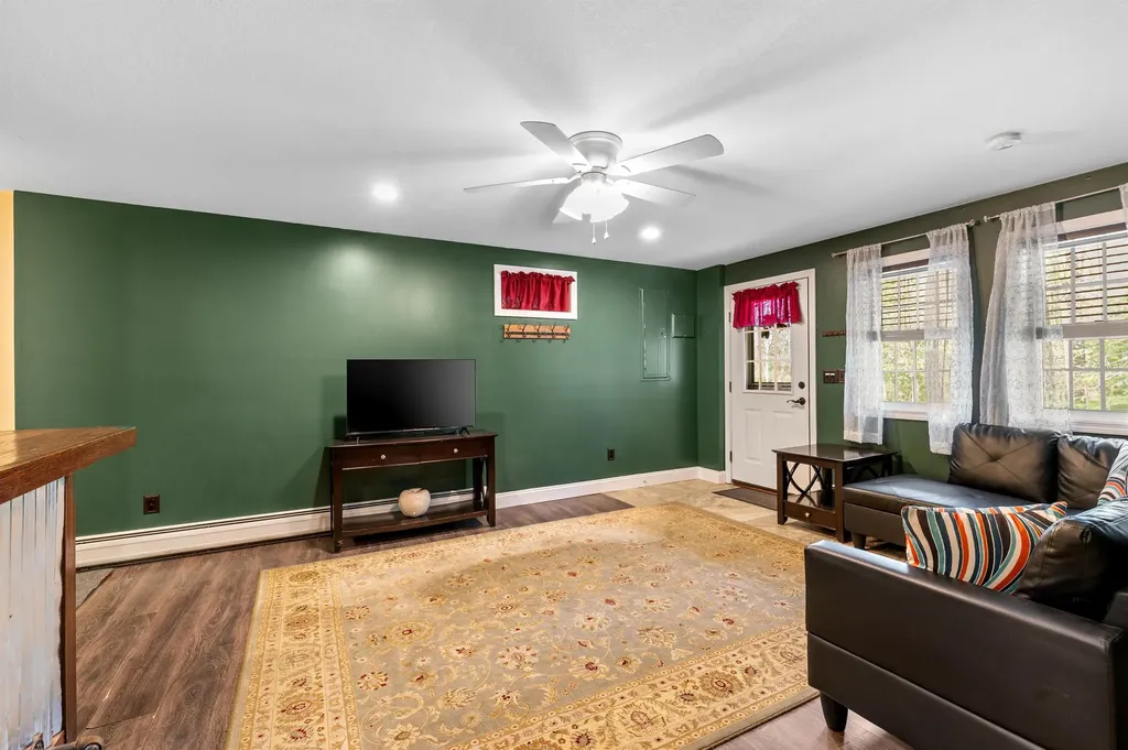 108 Brenner Drive Conway NH 03818