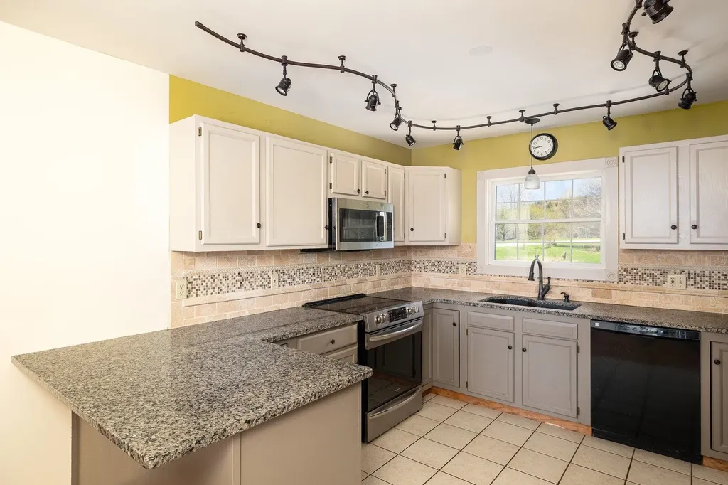 147 Gray Farm Road Morristown VT 05661
