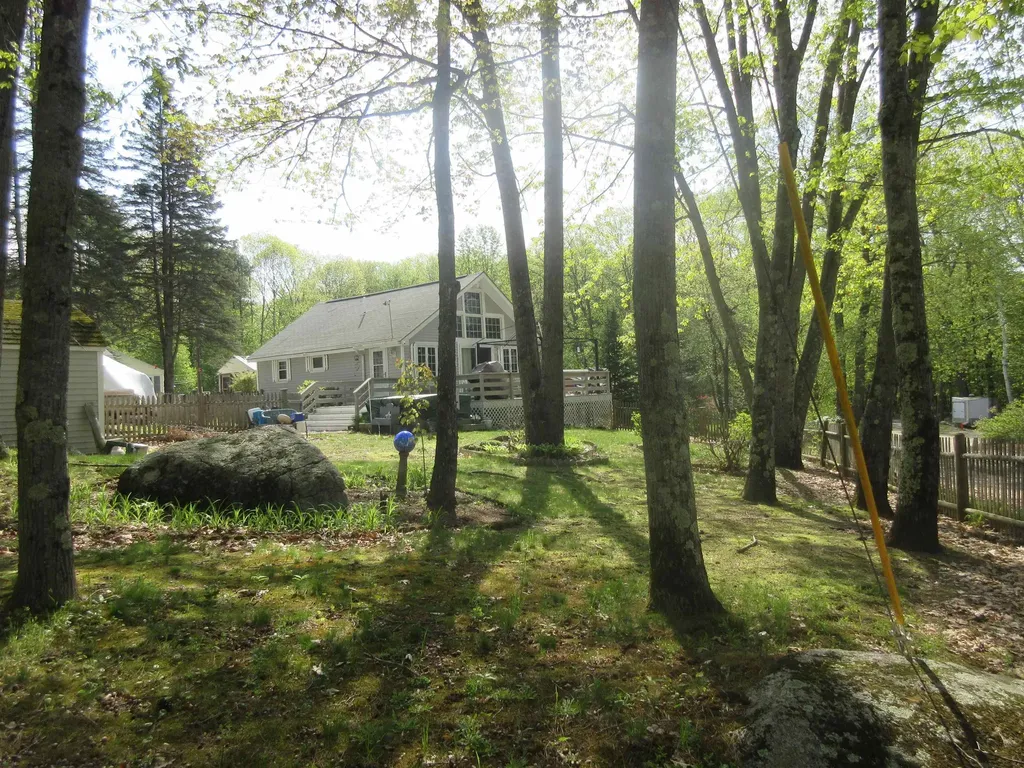 14 Morgan Road Hillsborough NH 03244