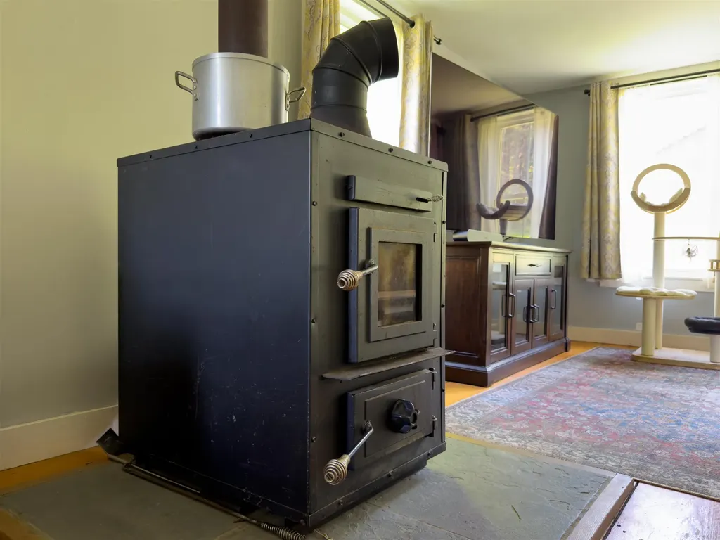 353 Stage Road Unity NH 03603