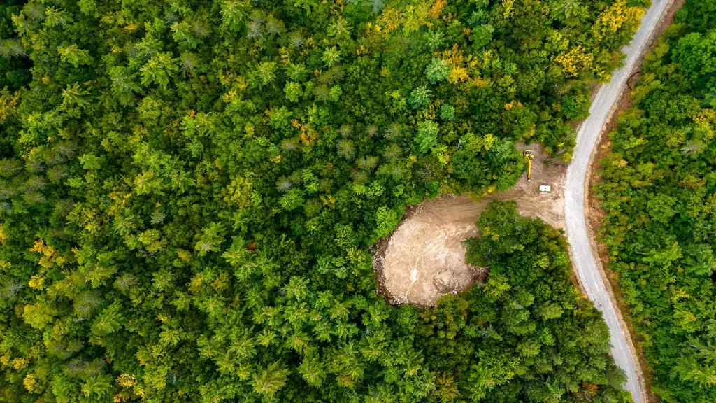 18-8 Winnipesaukee Drive Wolfeboro NH 03894