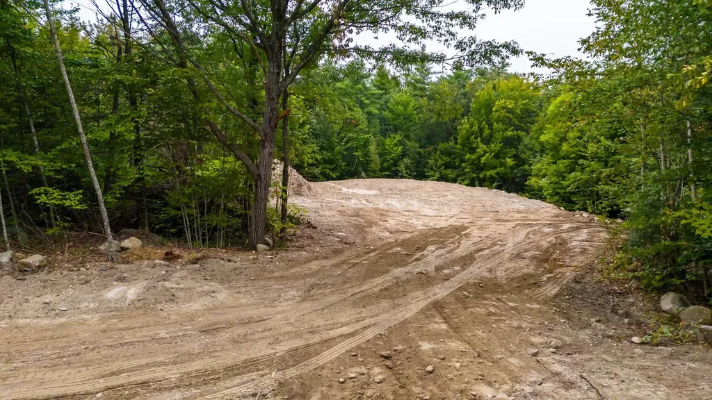 18-8 Winnipesaukee Drive Wolfeboro NH 03894