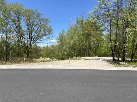 18-8 Winnipesaukee Drive Wolfeboro NH 03894