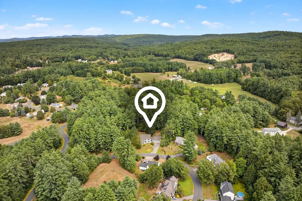 55 Barden Circle Swanzey NH 03446