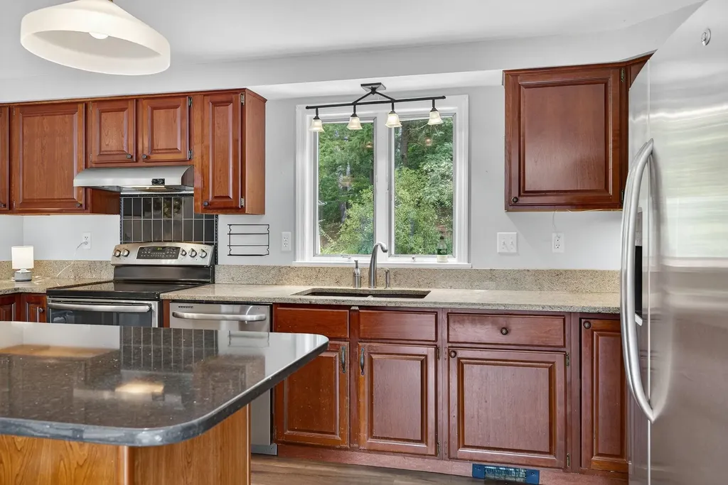 55 Barden Circle Swanzey NH 03446