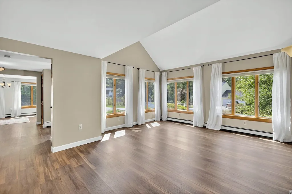 55 Barden Circle Swanzey NH 03446