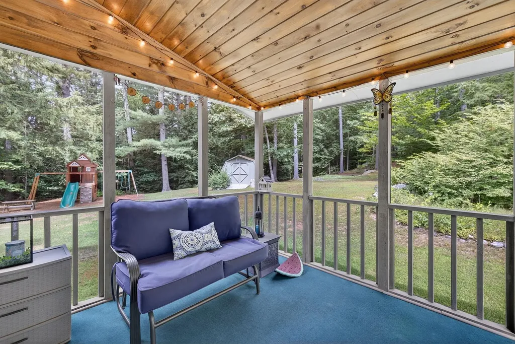 55 Barden Circle Swanzey NH 03446