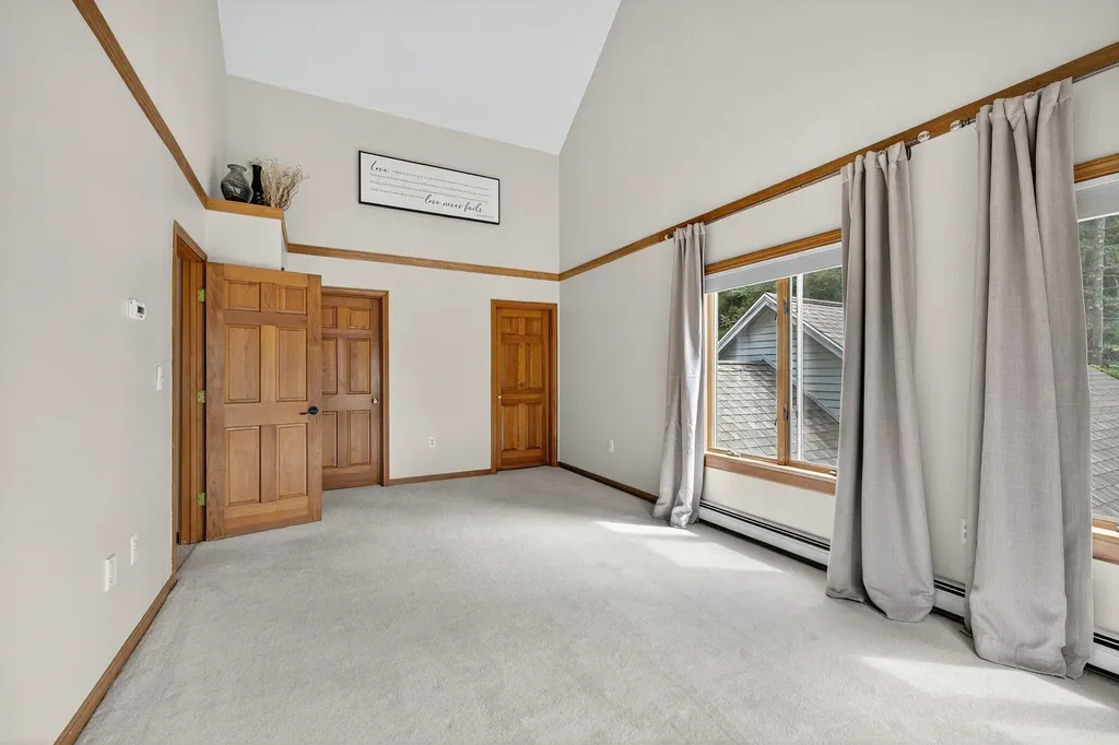 55 Barden Circle Swanzey NH 03446