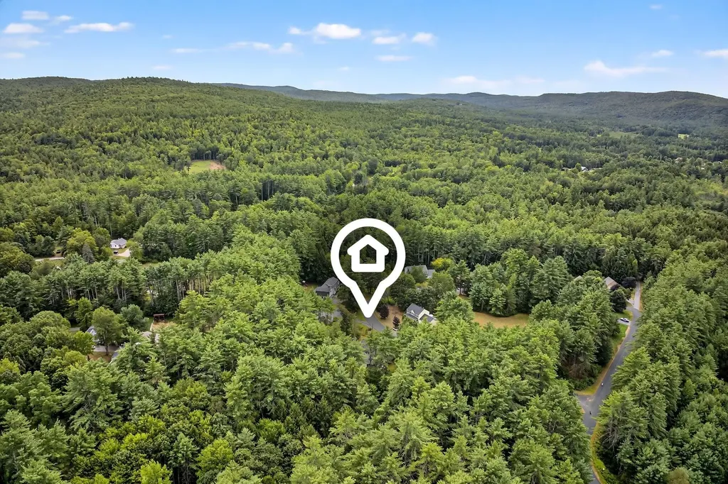 55 Barden Circle Swanzey NH 03446