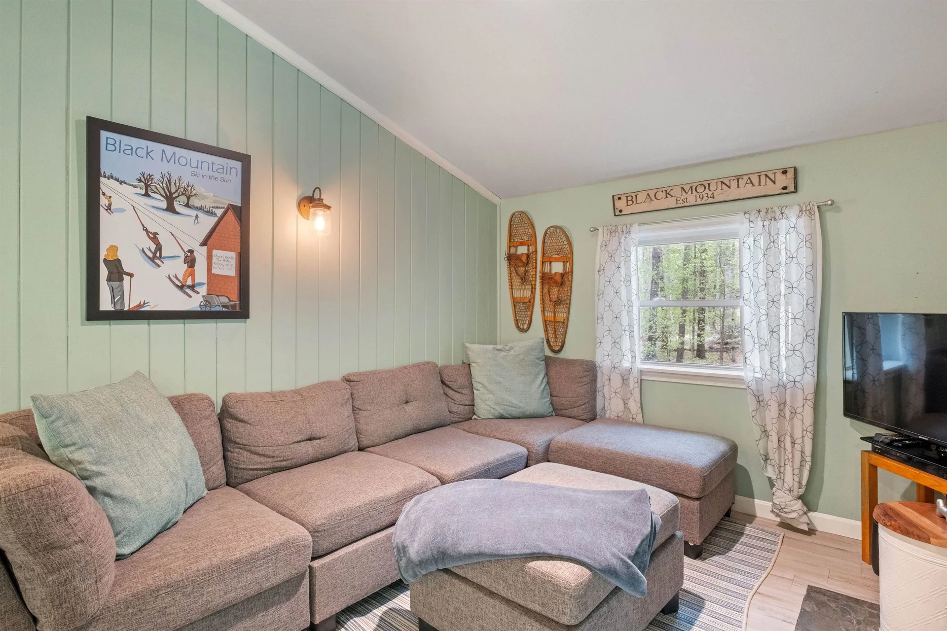 34 Bay Road Conway NH 03818