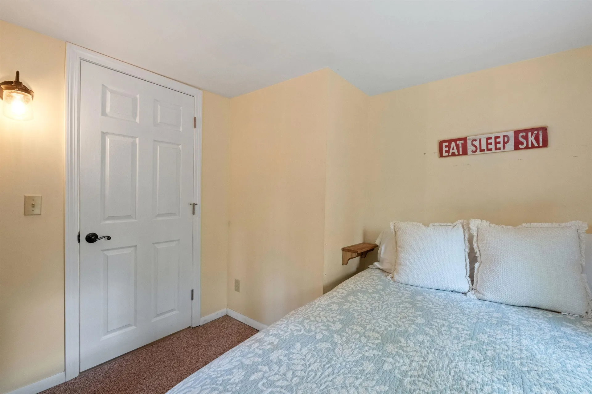 34 Bay Road Conway NH 03818