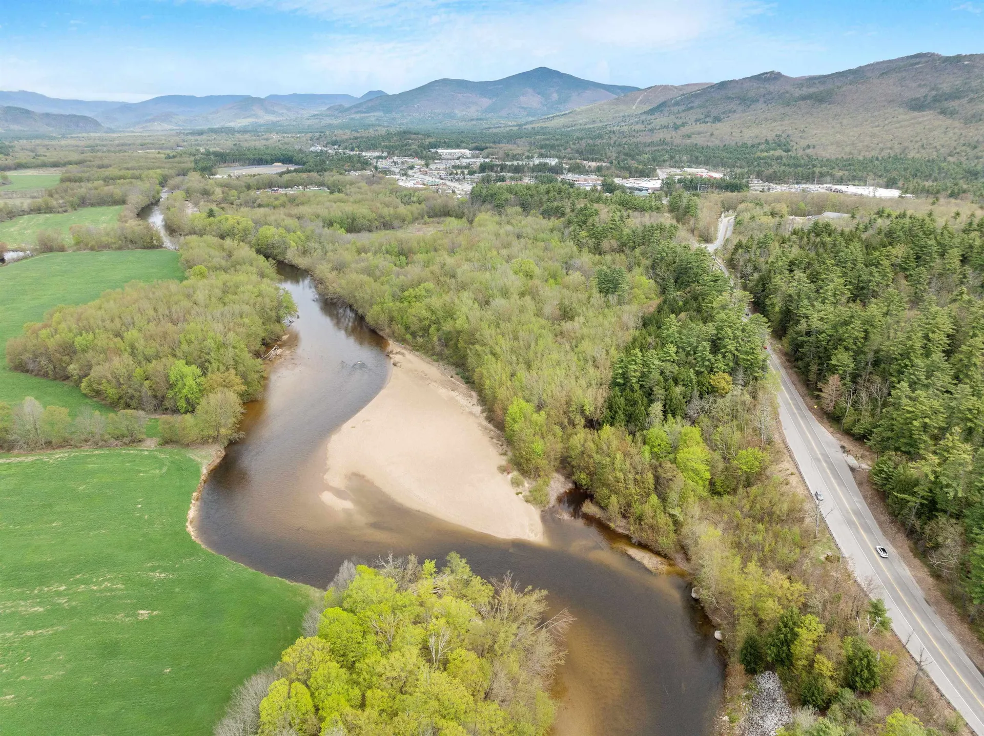 34 Bay Road Conway NH 03818