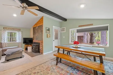 34 Bay Road Conway NH 03818