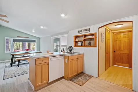 34 Bay Road Conway NH 03818