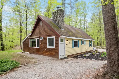 34 Bay Road Conway NH 03818