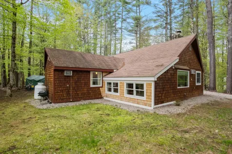 34 Bay Road Conway NH 03818