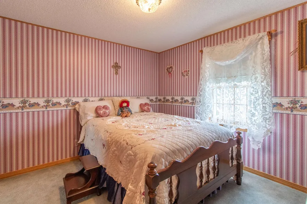 255 Vt Route 58 W Irasburg VT 05845