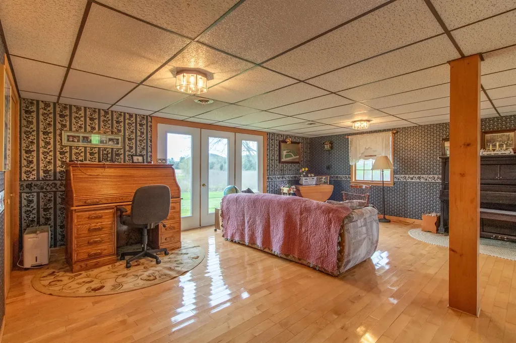 255 Vt Route 58 W Irasburg VT 05845