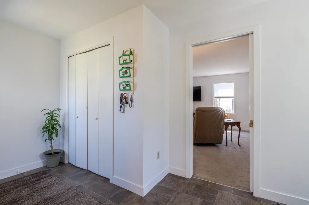 33 Thayer Pond Road Concord NH 03301