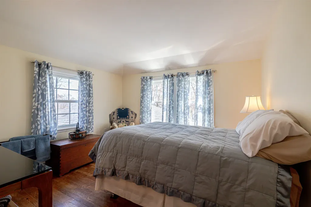 33 Thayer Pond Road Concord NH 03301