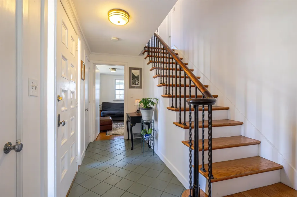 33 Thayer Pond Road Concord NH 03301