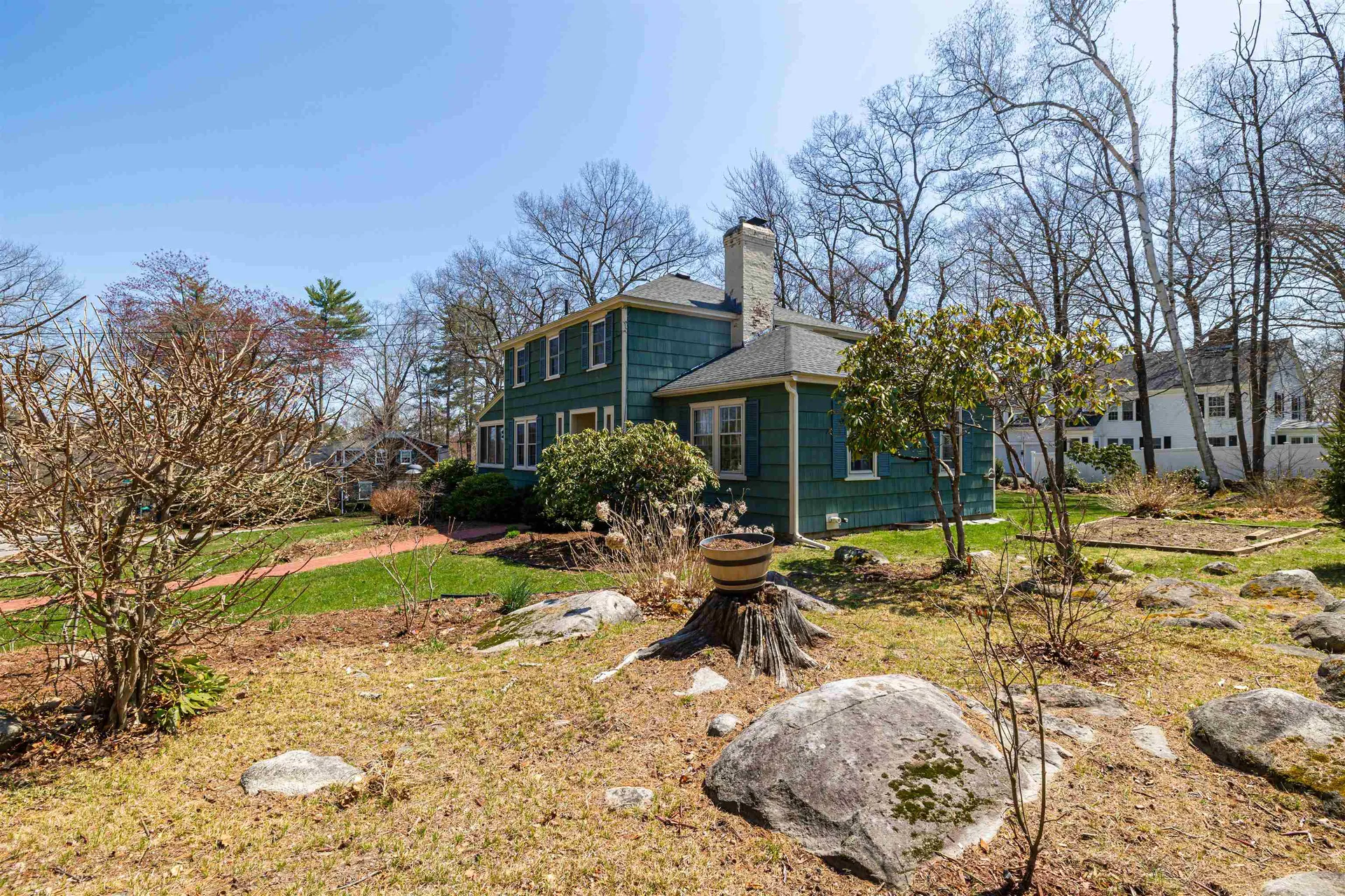 33 Thayer Pond Road Concord NH 03301