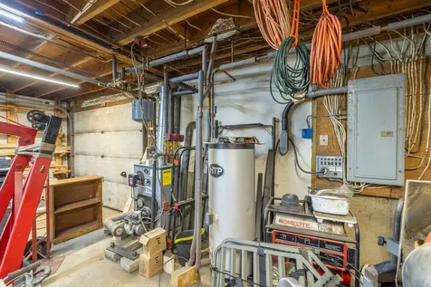 1118 Wildlife Road Hartford VT 05001