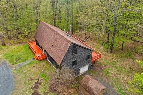 1118 Wildlife Road Hartford VT 05001