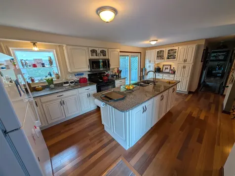 33 Newburgh Road Nashua NH 03062