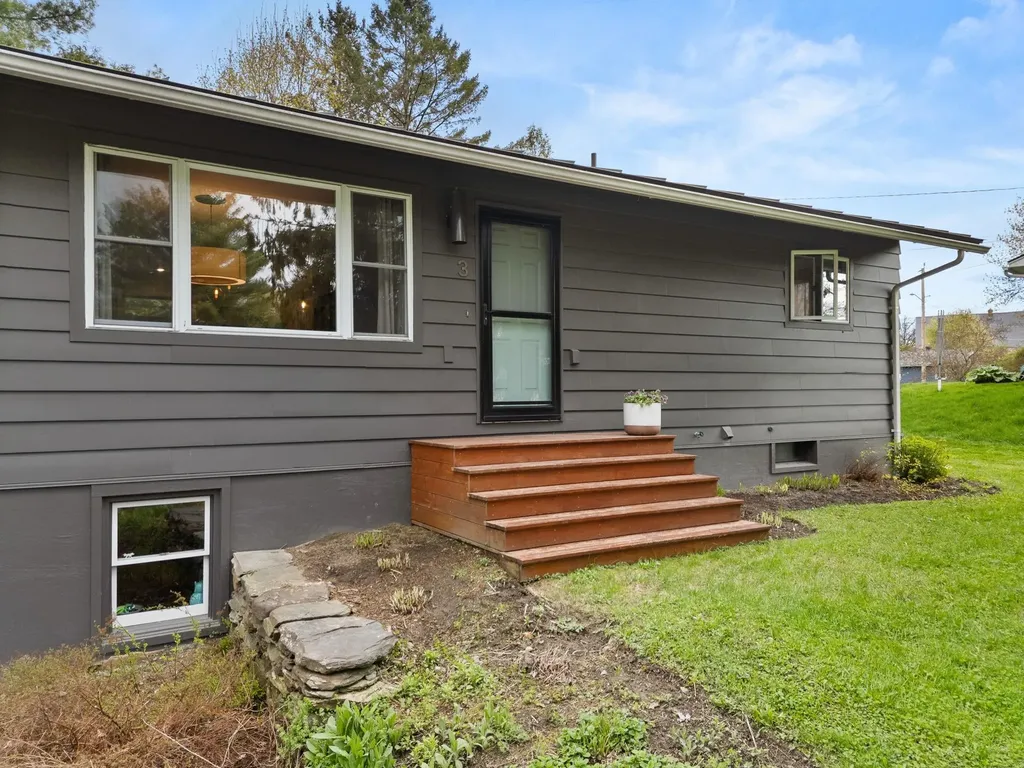 3 Salem Lane Montpelier VT 05602