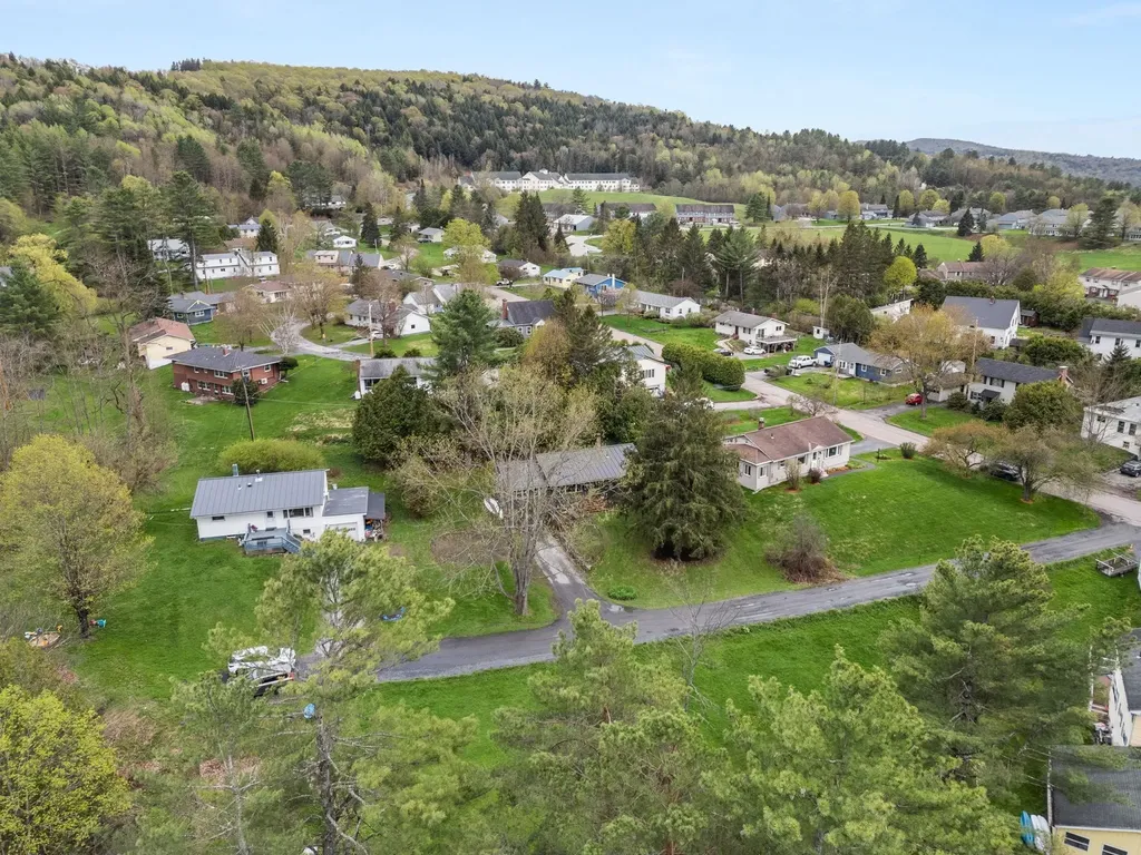 3 Salem Lane Montpelier VT 05602